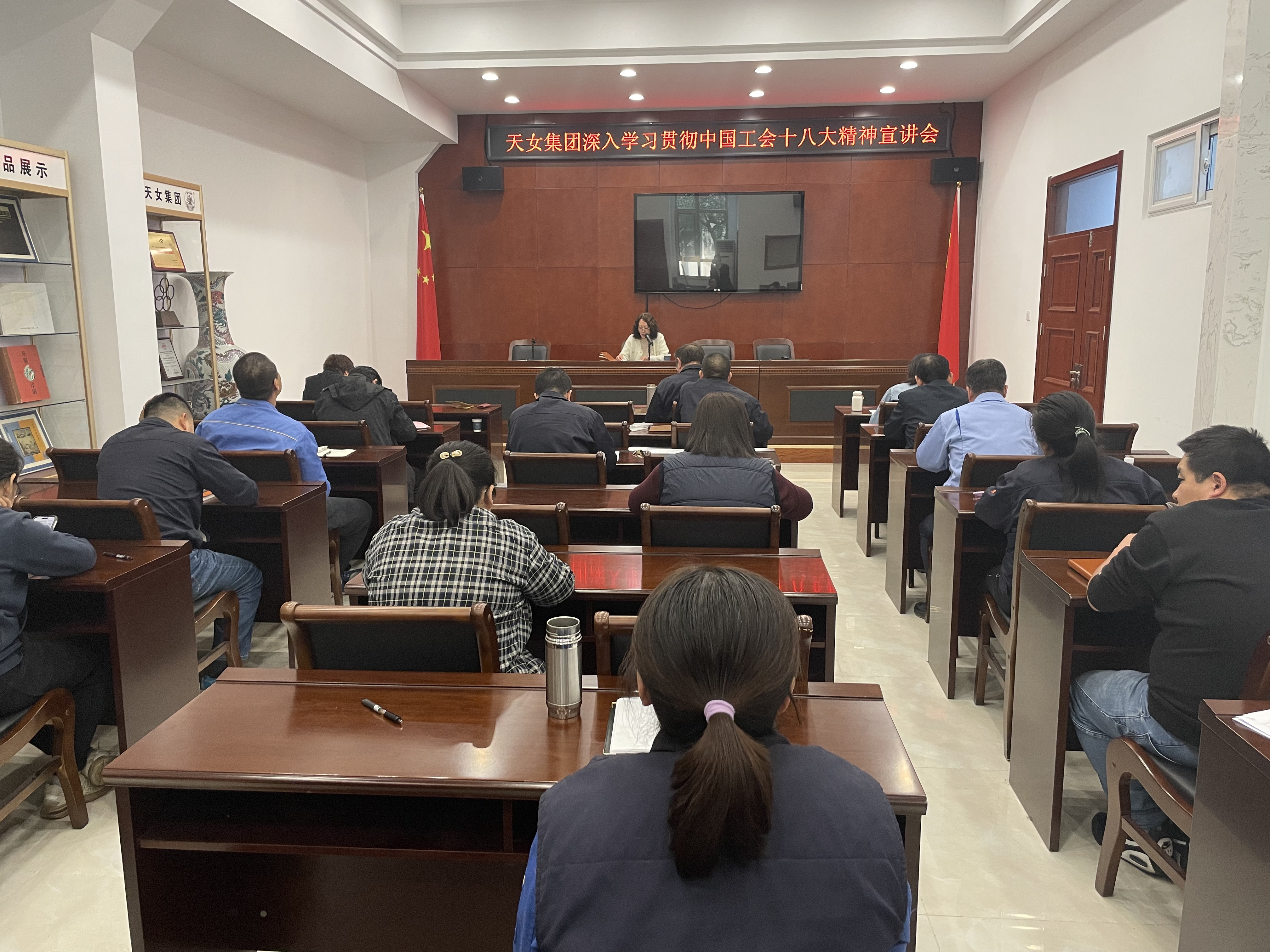 图片.jpg 图片.jpg